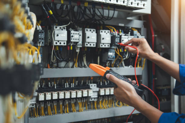 Best Local Electrician Companies  in Millwood, WA